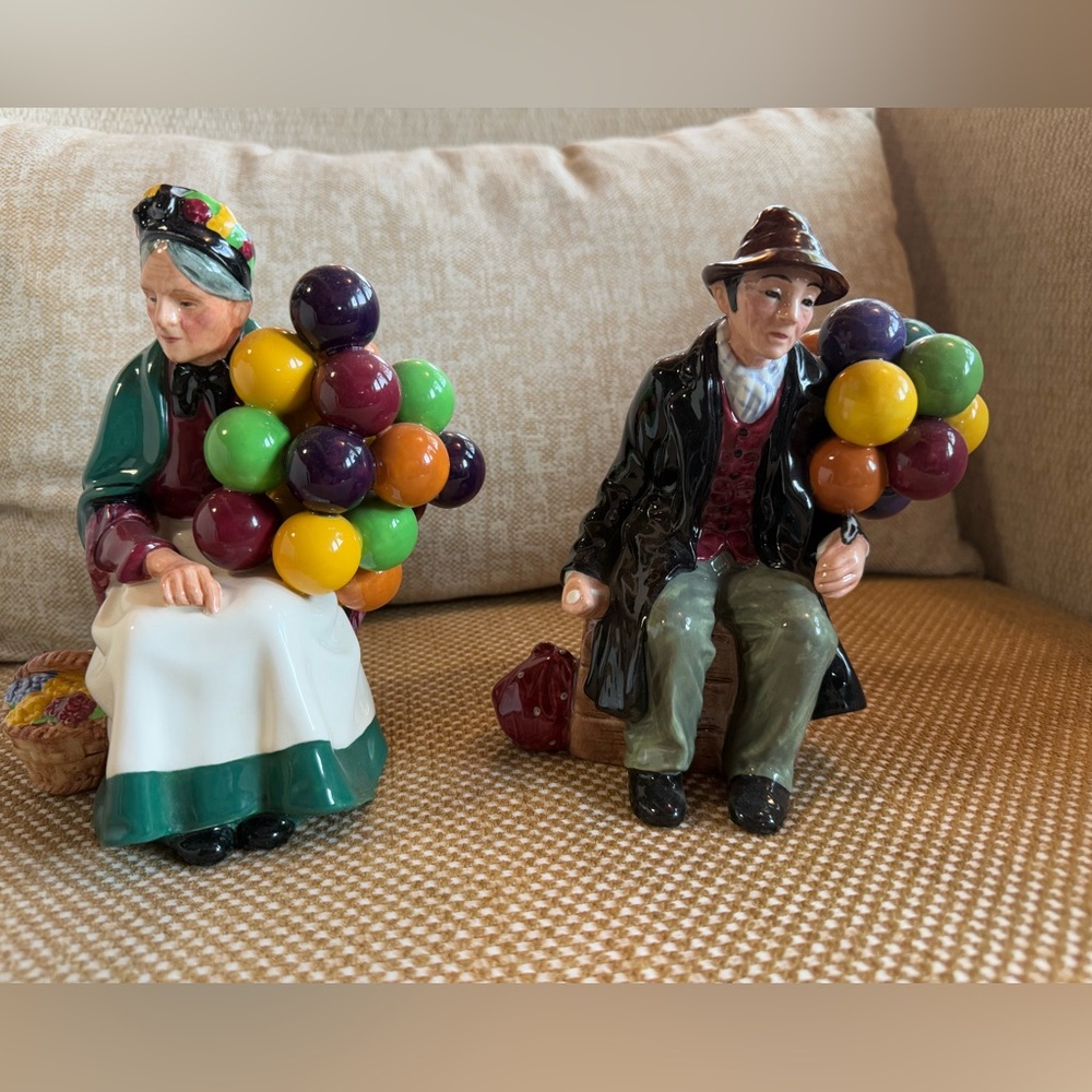 Vintage Royal Doulton The Balloon Man (HN1954) & Woman Seller  (HN1315)  7 1/2"